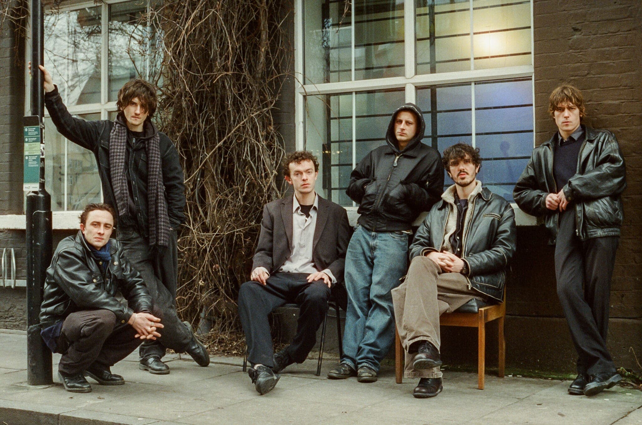 deadletter: şarkı sözlerim, o dönemde hangi yazarı okuyorsam ondan etkileniyor