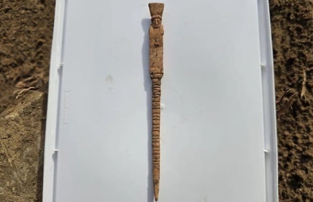 Yeni Bulunan Antik Kalemde Dionysos ve Erekte Fallusu Var