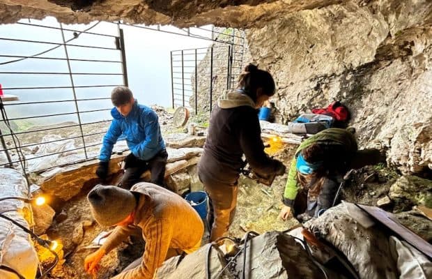 Pirenelerdeki Bir Mağarada 7.000 Yıl Önce Bakır İşlenmiş