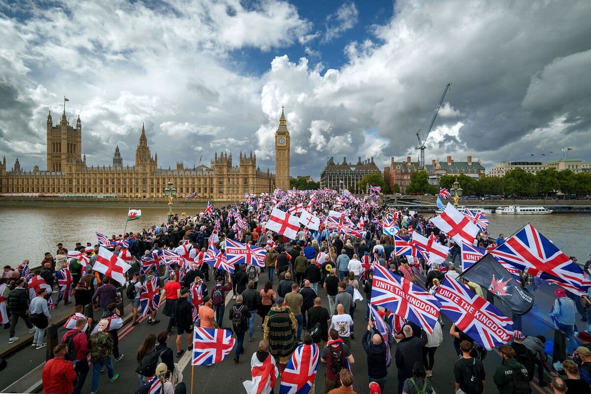 UK Government Prohibits Entry of 11 Foreign Far-Right Activists Ahead of Protest