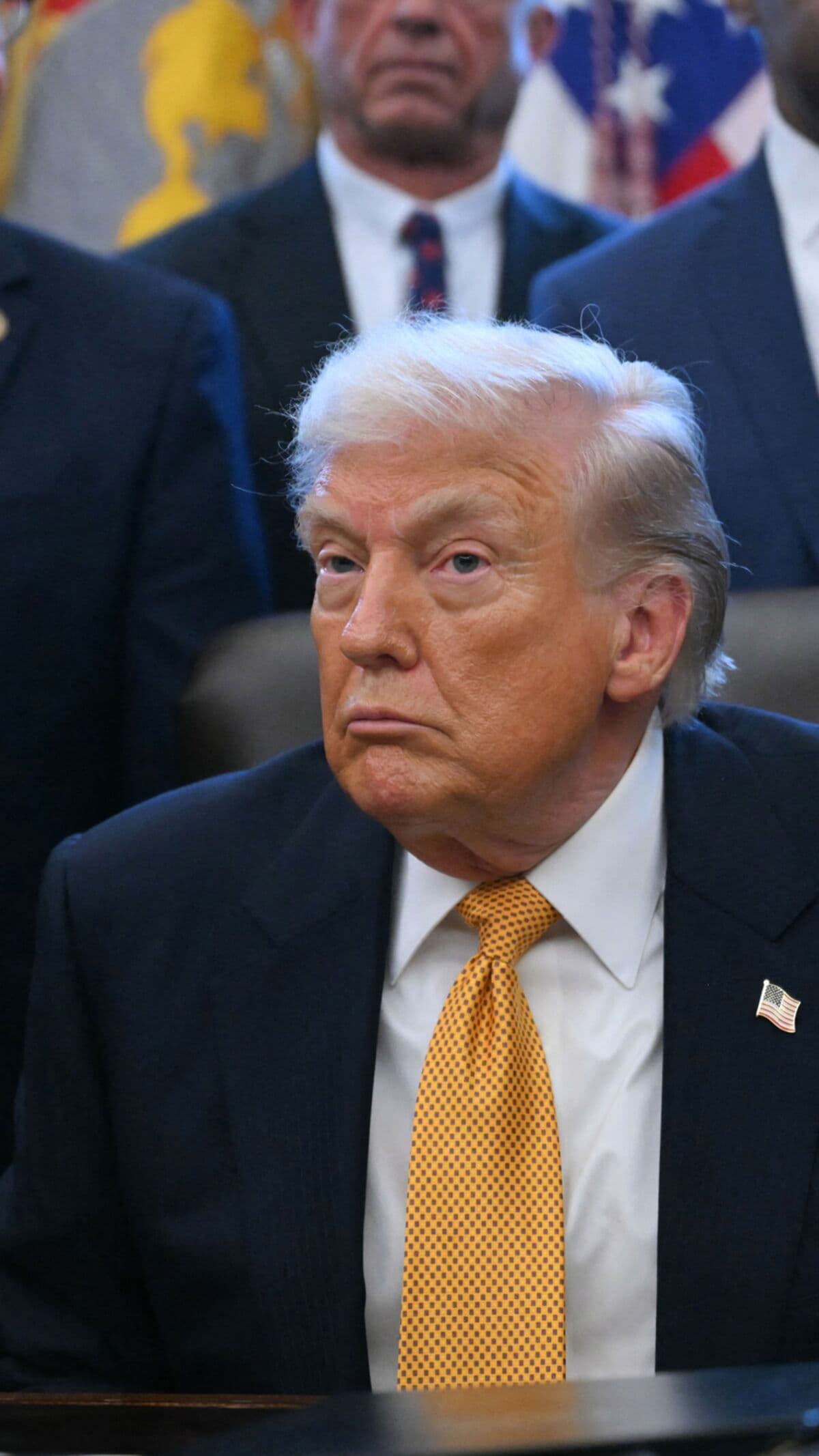 Global Stocks Trounce the S&P 500 in Trump’s Chaotic First Year