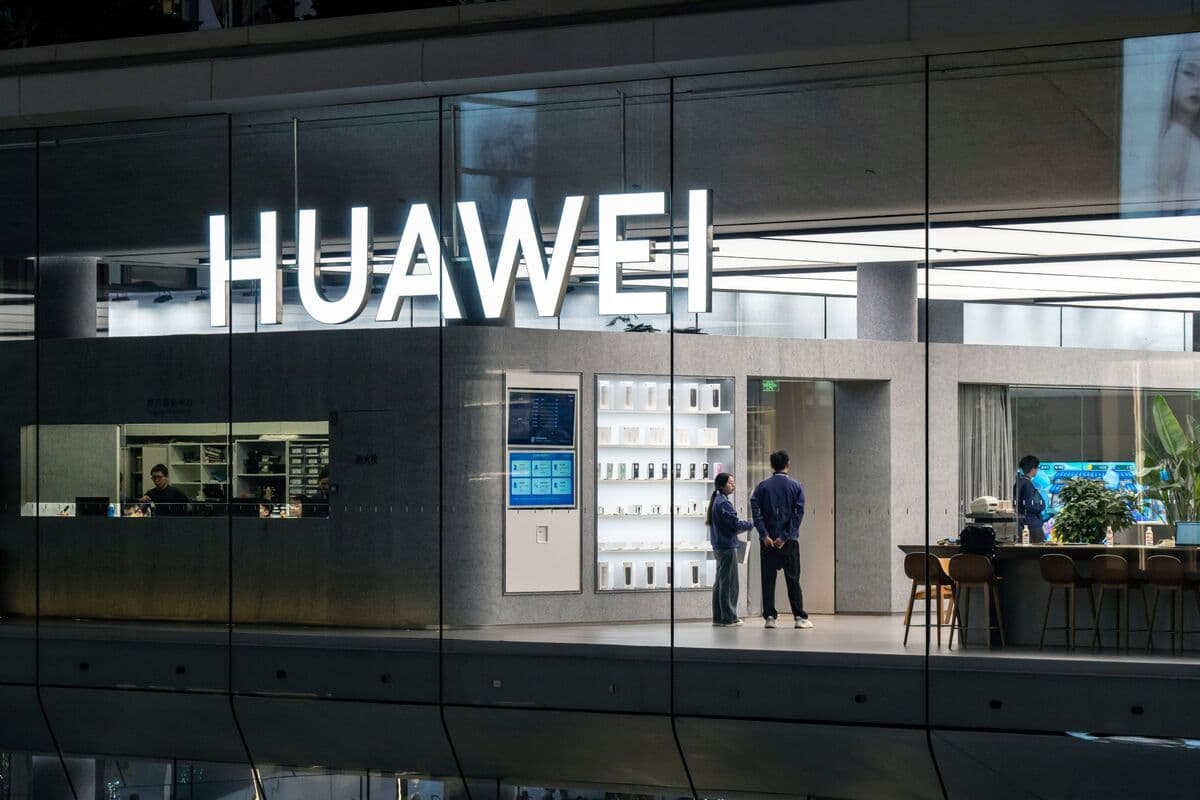 China Threatens EU With Retaliation if It Bans Huawei Gear