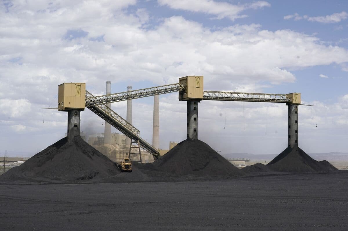 Trump Allocates $700 Million to Support the U.S. Coal Industry