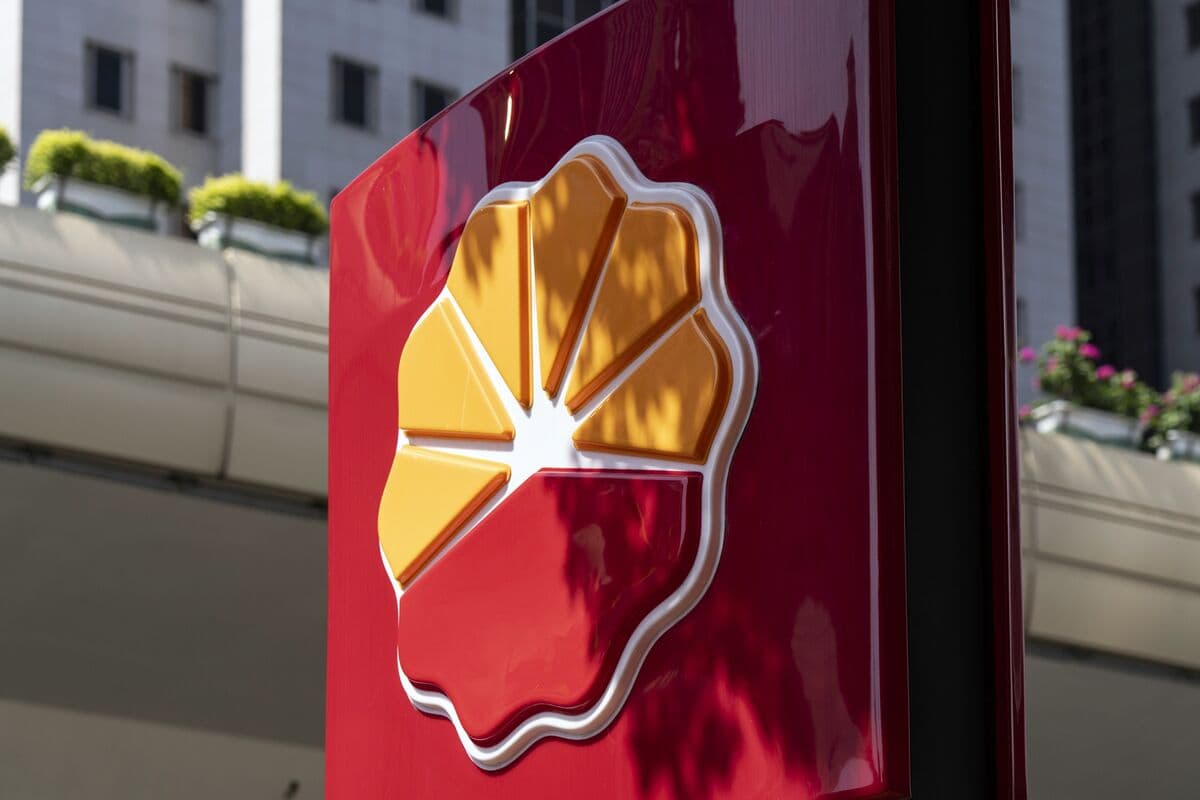 PetroChina Reports Record Quarterly Profit on Higher Oil Prices