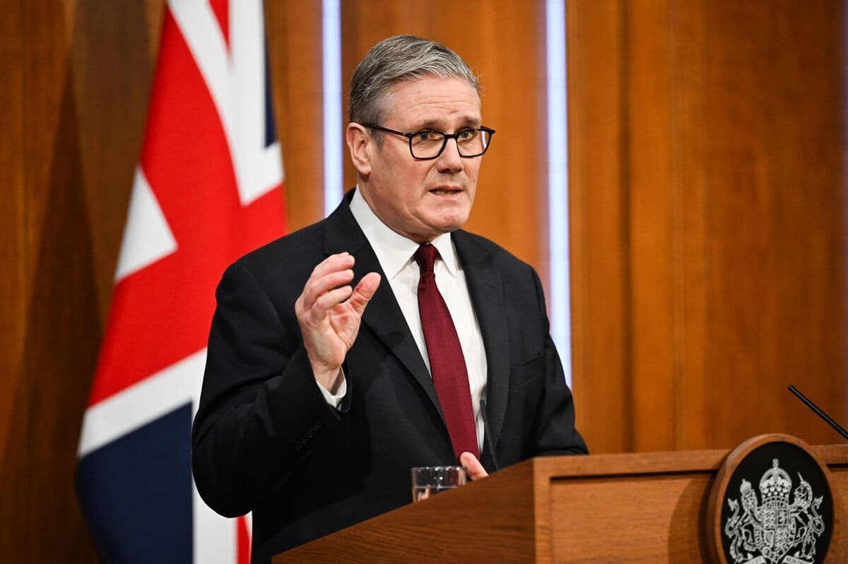 Starmer to Chair Crisis Meeting as Trump’s Iran Deadline Looms