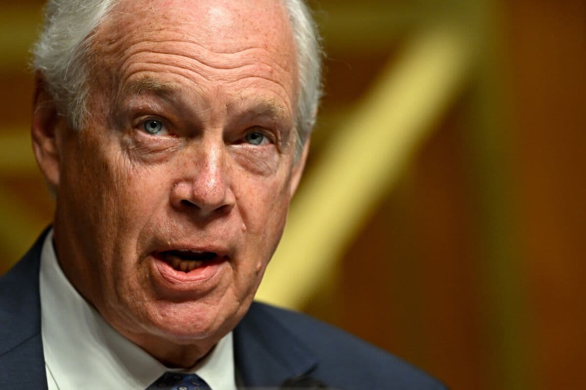 GOP Senator Ron Johnson Backs War as Vital to Ending Iran Threat