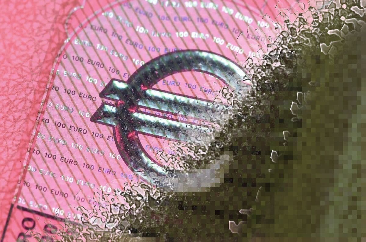The Global Crypto Race Is Leaving a Divided Europe Behind