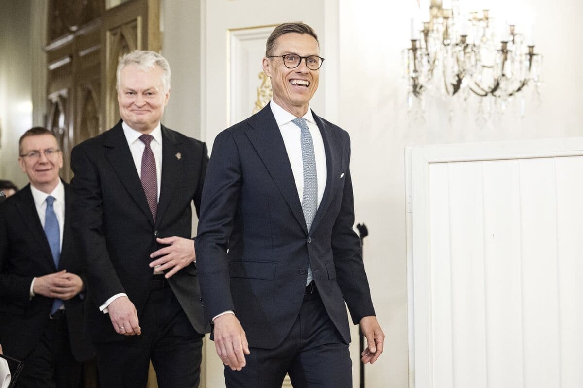 Finnish President Stubb Emphasizes US Role in NATO Against Russian Nuclear Threats