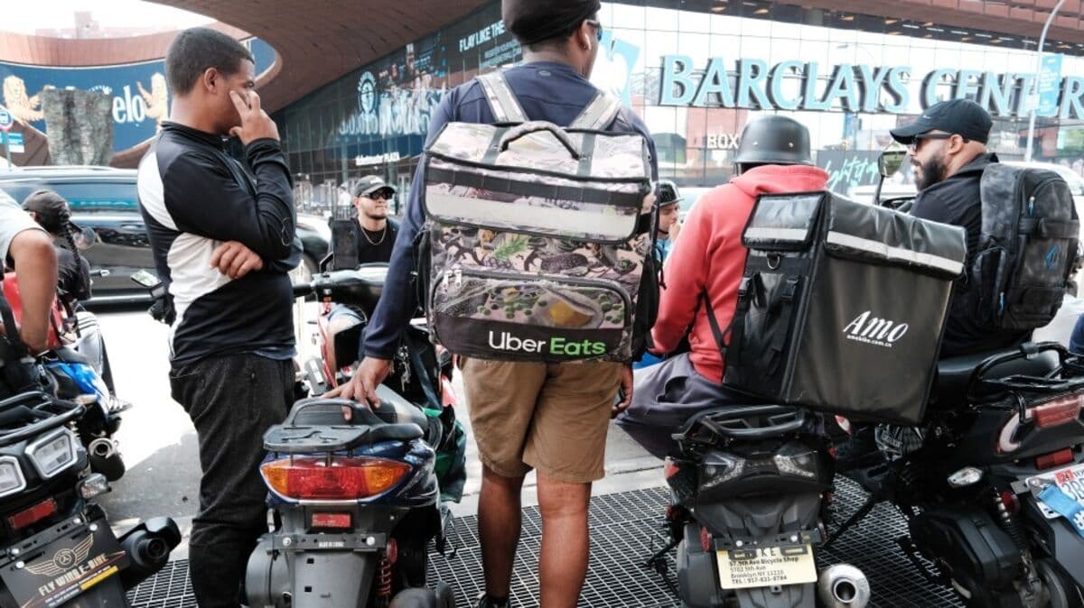 Mamdani Cracks Down on Food-Delivery Tech Motoclick