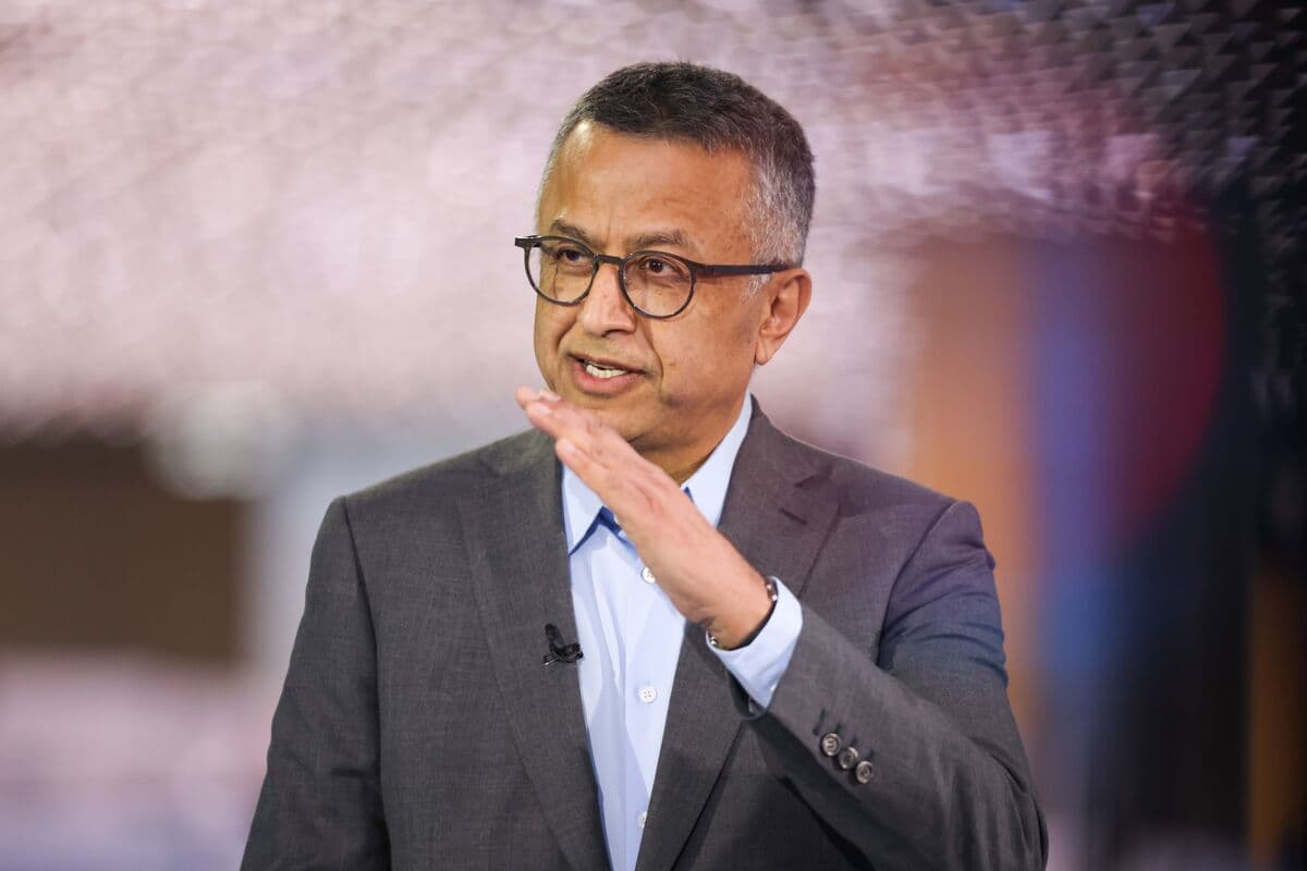 Khosla Warns Software Pain Will ‘Taint Everything’ Across Credit