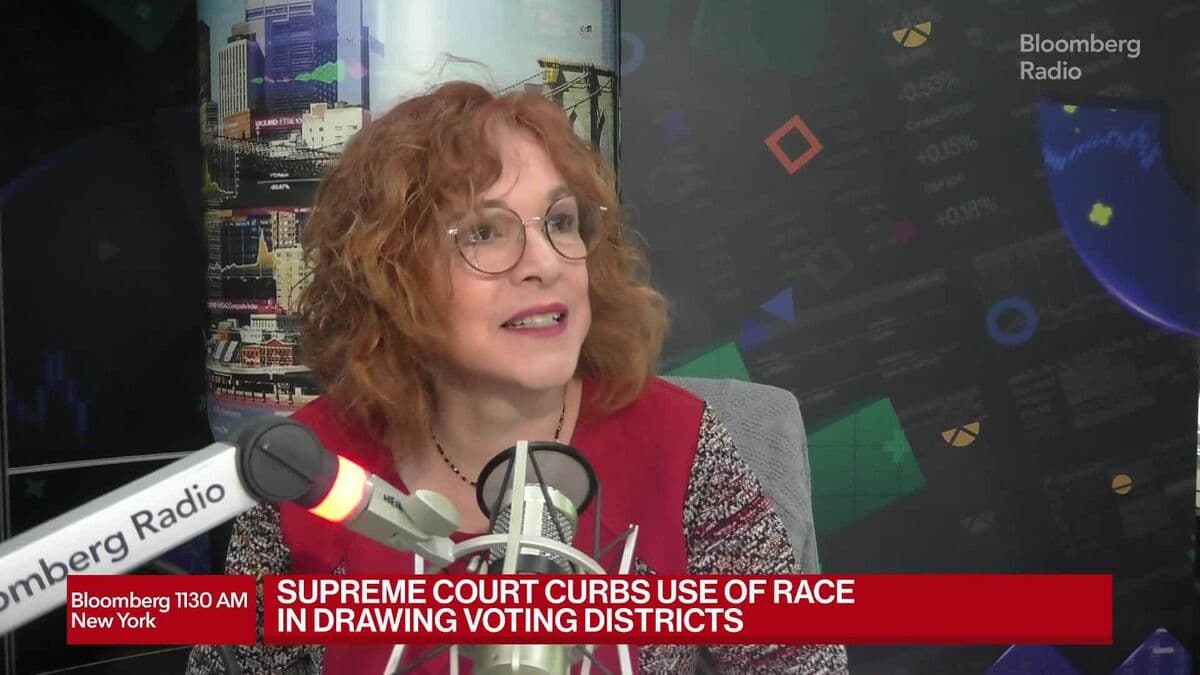 Supreme Court Curbs Use of Race in Drawing Voting Districts