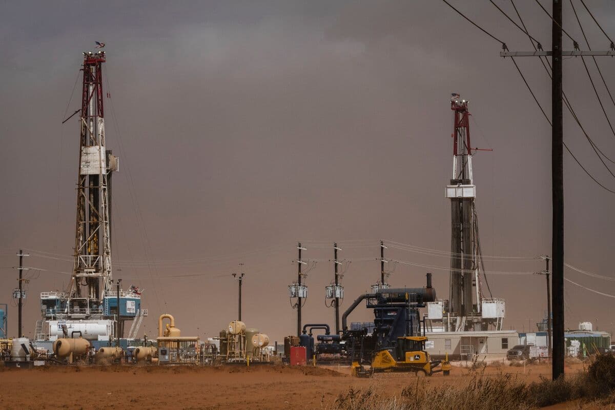 West Texas Natural Gas Prices Rise Above Zero After Four Months