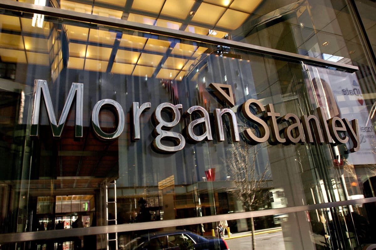 Morgan Stanley Lifts Asia Bonuses 20% After Record Revenue Haul