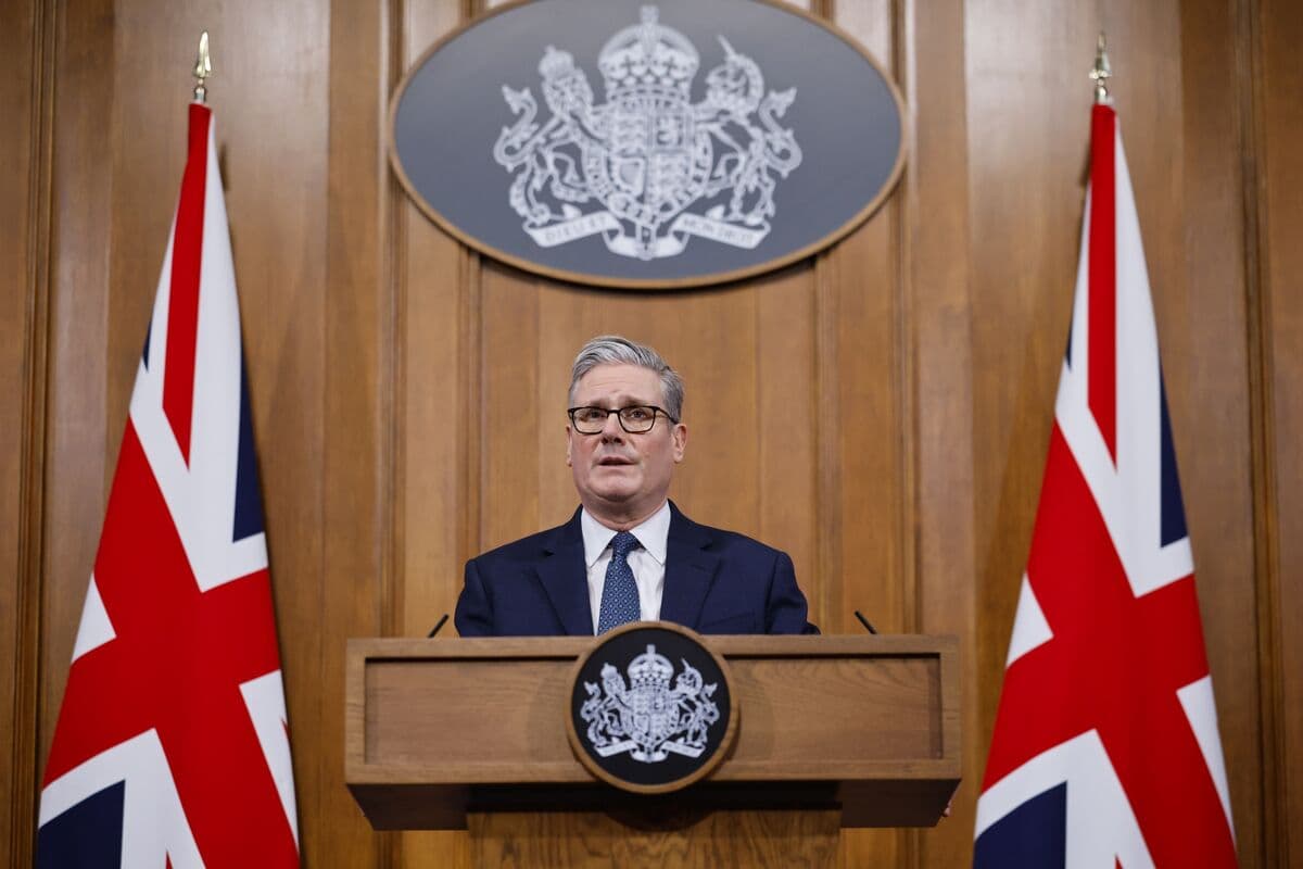 UK Seeks to Quiet Accusations Its Iran Response Was Flat-Footed