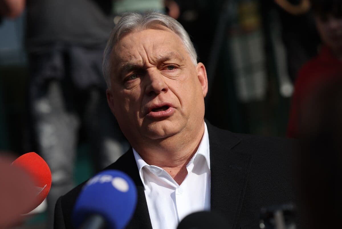Hungarian Lawmakers Approve Amendment to Remove President Aligned with Orban
