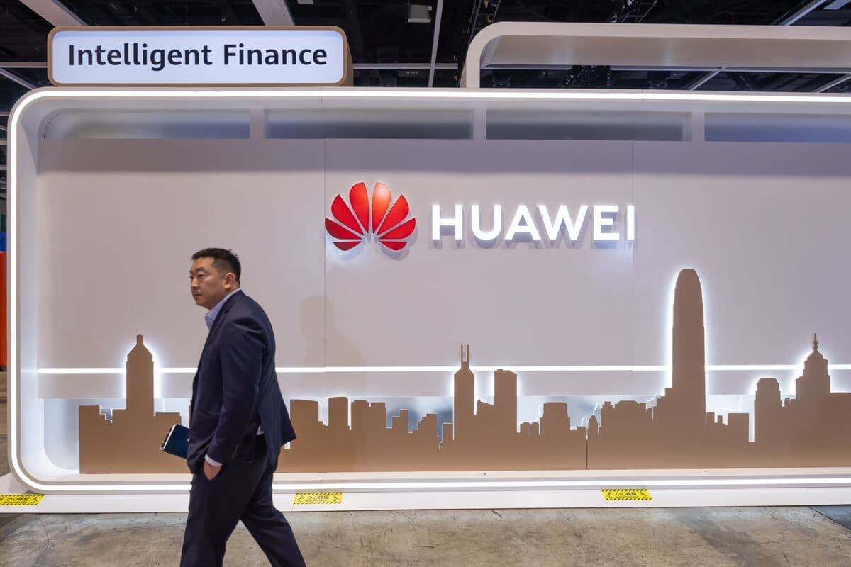 Huawei's New Chipmaking Strategy Sparks Investor Interest