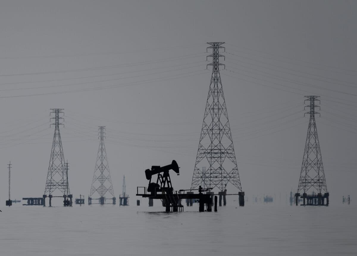 BP and Venezuela Sign Pact to Explore for Offshore Gas