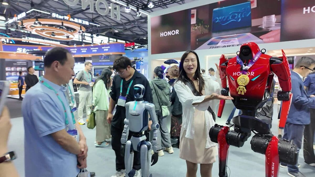 Mobile World Congress Shanghai Highlights 'Chinamaxxing' Trend Among Brands