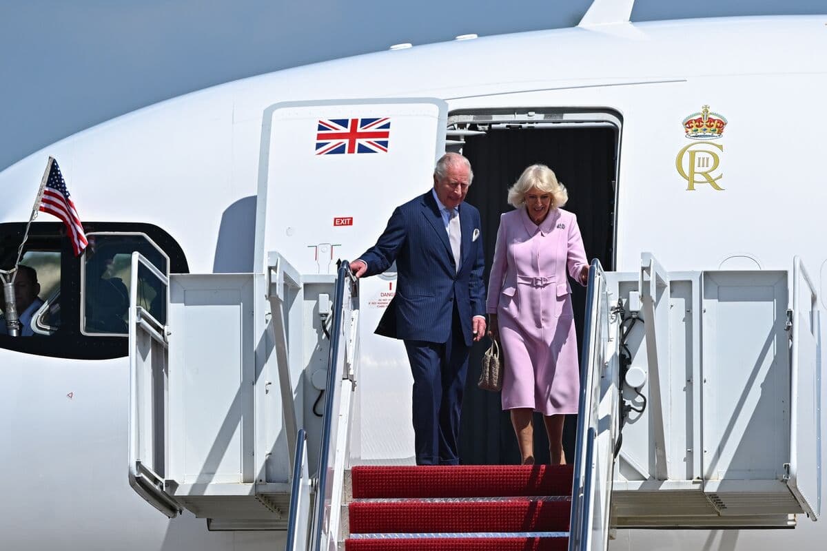 King Charles Gets Trump’s Royal Treatment as He Looks to Mend Ties