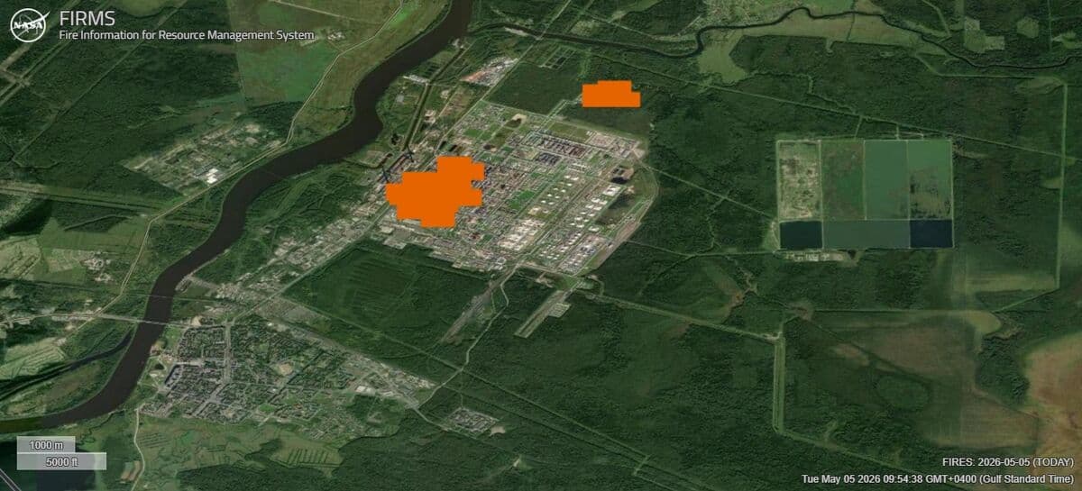 Russia’s Kirishi Oil Refinery on Fire, NASA Satellites Show