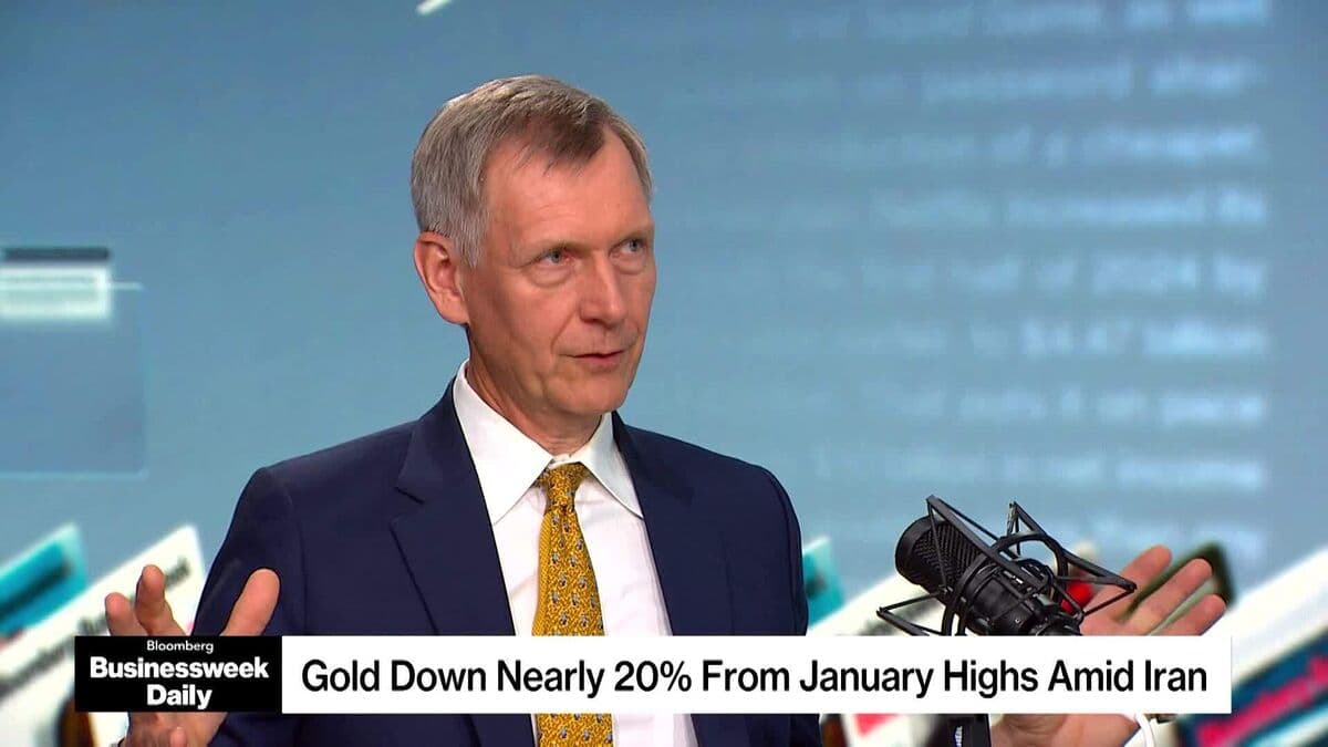 Gold Lower on Mixed Signals Over Potential Iran Ceasefire