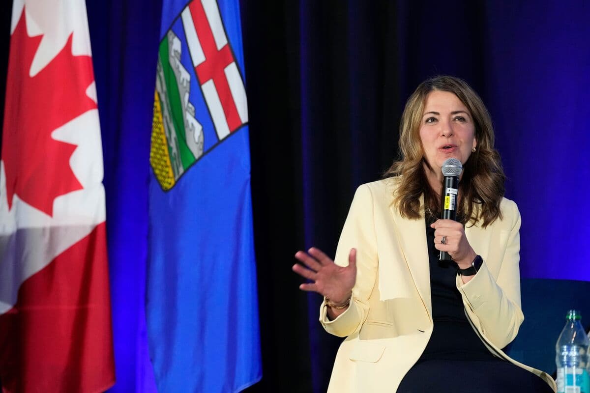 Alberta Premier to Hold Referendum on Province's Status in Canada