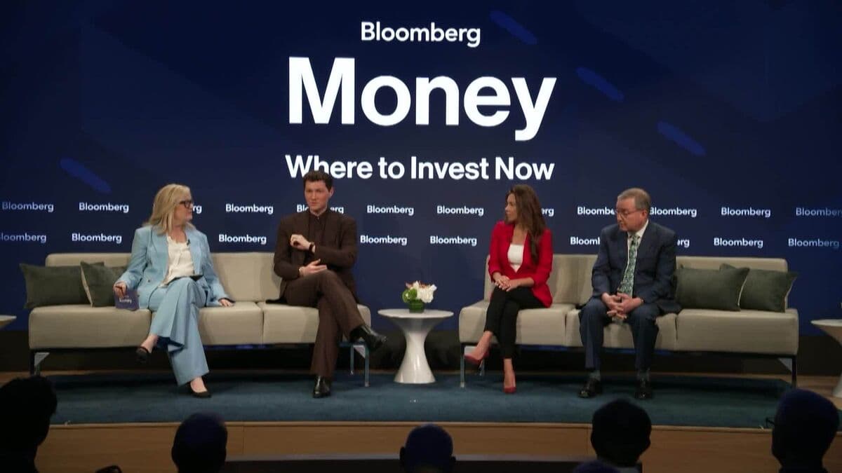 Experts Discuss Investment Opportunities in Artificial Intelligence