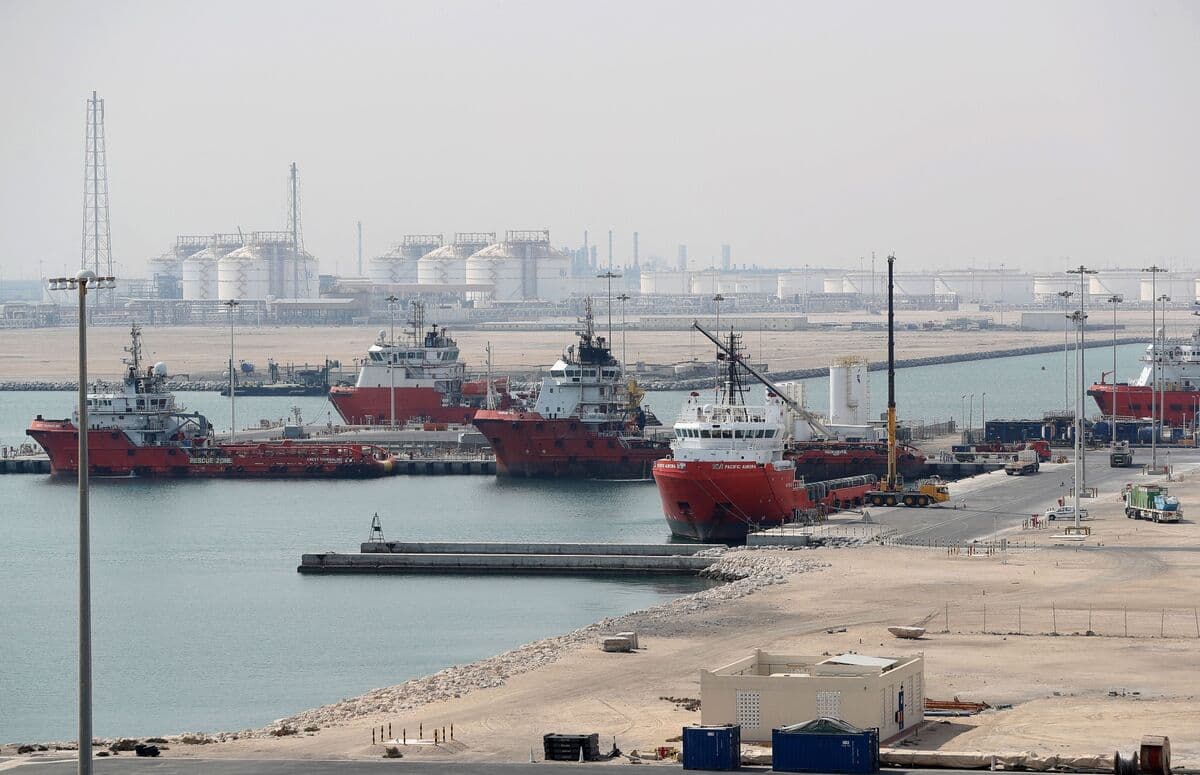 Qatar Offers to Lease LNG Tankers as Top Export Plant Stays Shut