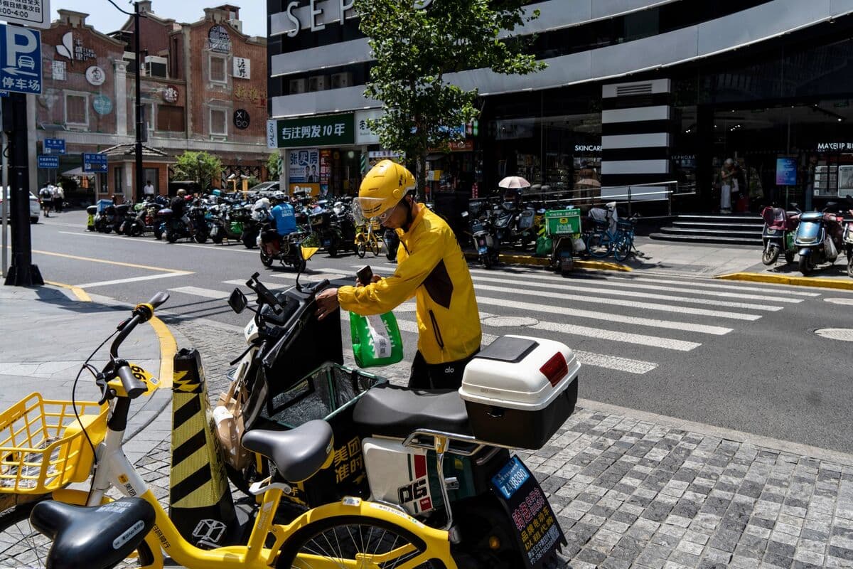 Meituan, Alibaba Shares Jump as Beijing Vows to End Price Wars