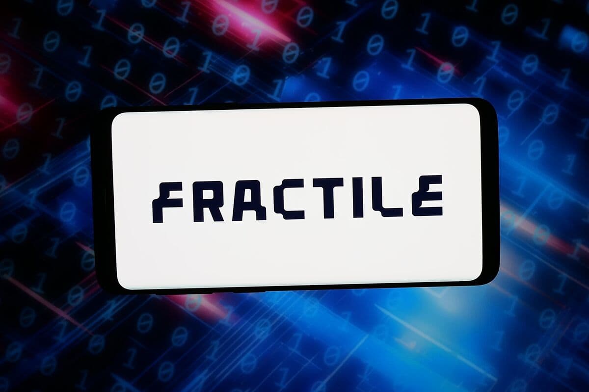 UK AI Startup Fractile Secures $220 Million for Chip Manufacturing