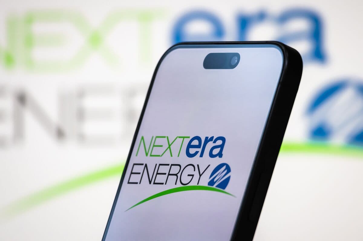 NextEra Energy and Dominion Energy Discuss Potential Merger, Reports FT