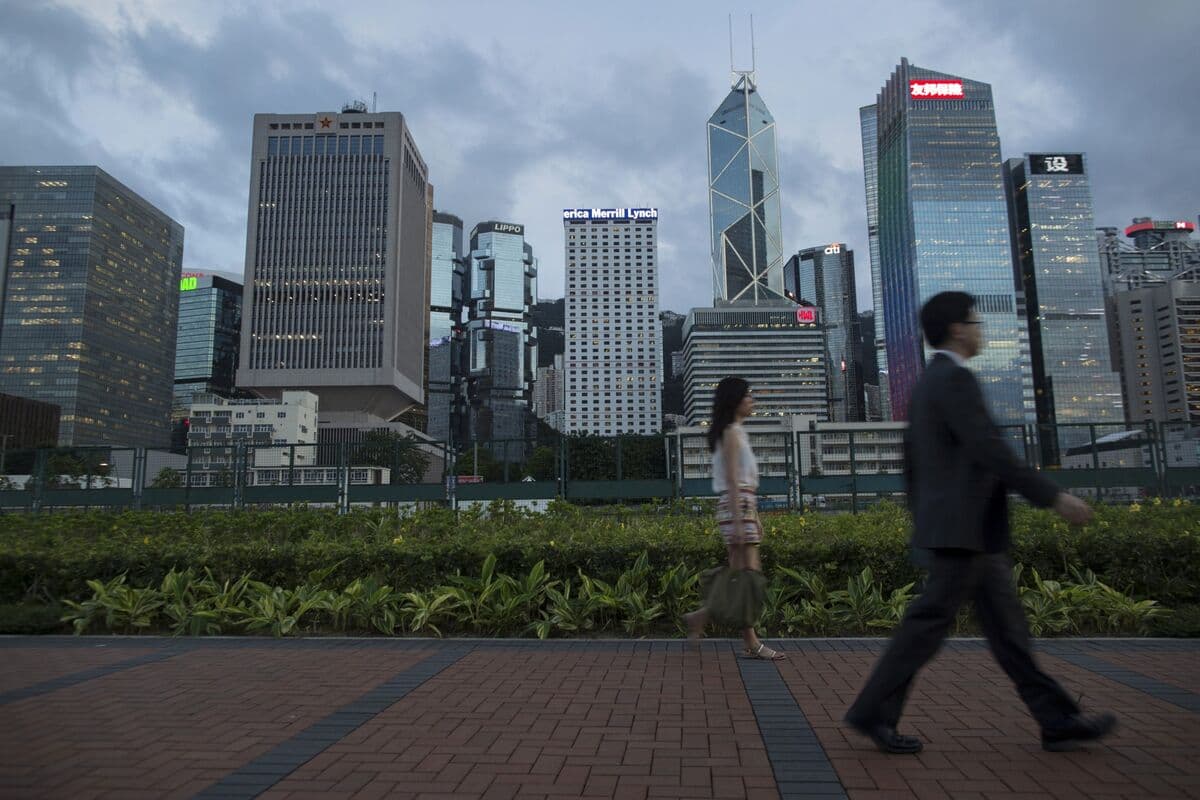 Asian Corporate Bonds Rebound After Trump Delays Iran Strike