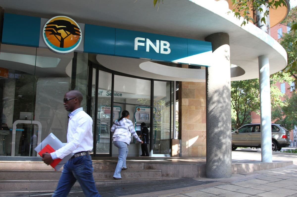 FNB CEO Says Iran War May Derail South Africa’s Fragile Recovery