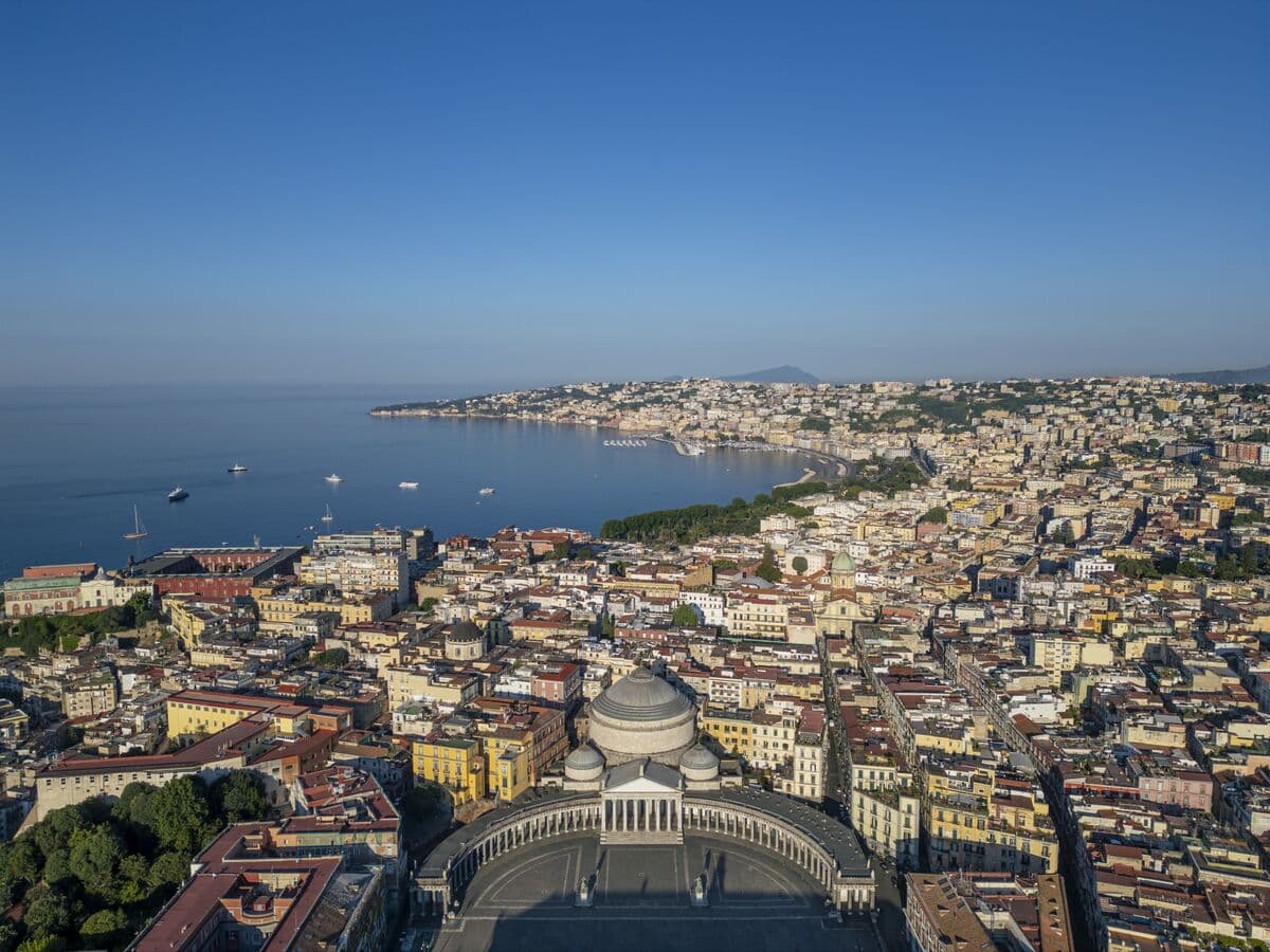Naples Surpasses Milan as Southern Italy Leads Economic Growth