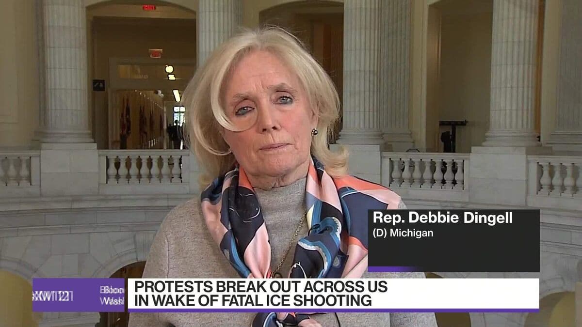 DHS Funding Up in the Air as Democrats Condemn ICE Shooting