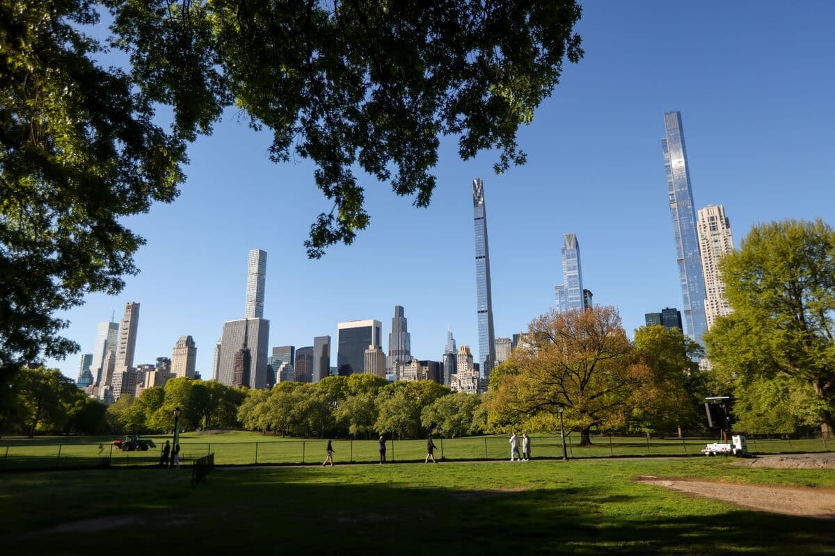 New York Budget Introduces Tax on Second Homes, Excludes Cash Purchase Levy