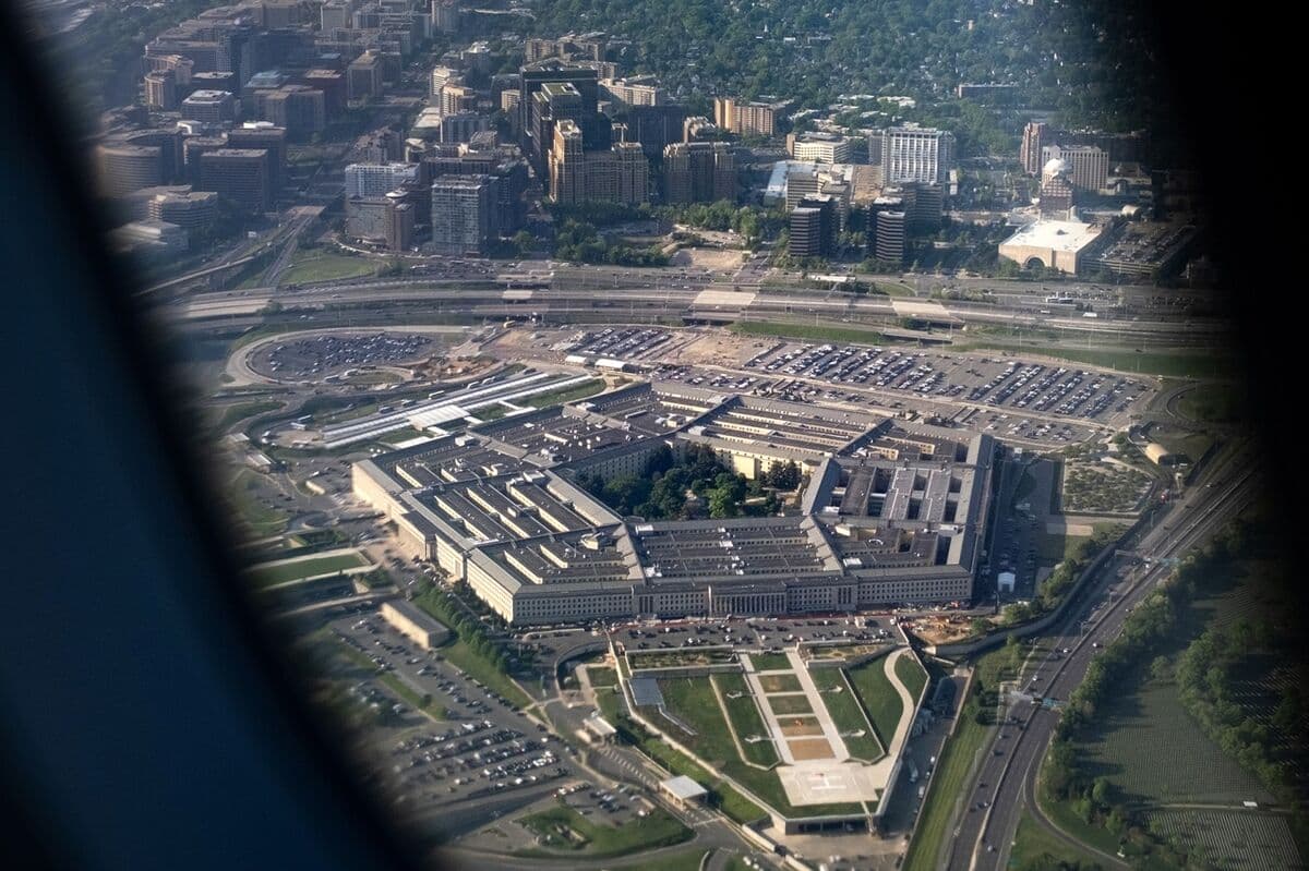 Samsung Invests $20 Million in US Battery Startup Forge Nano for Defense Projects