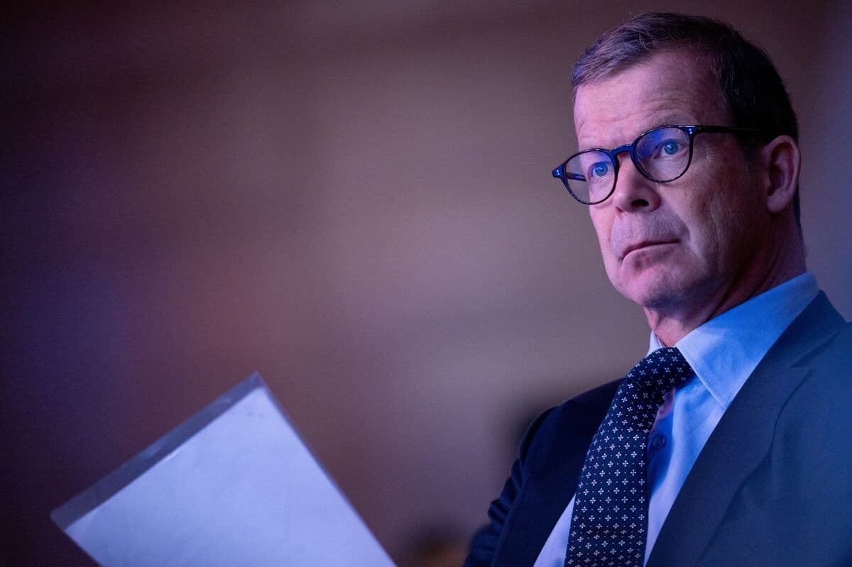 Prince Behind $490 Billion Private Bank Says Political Risk Rising