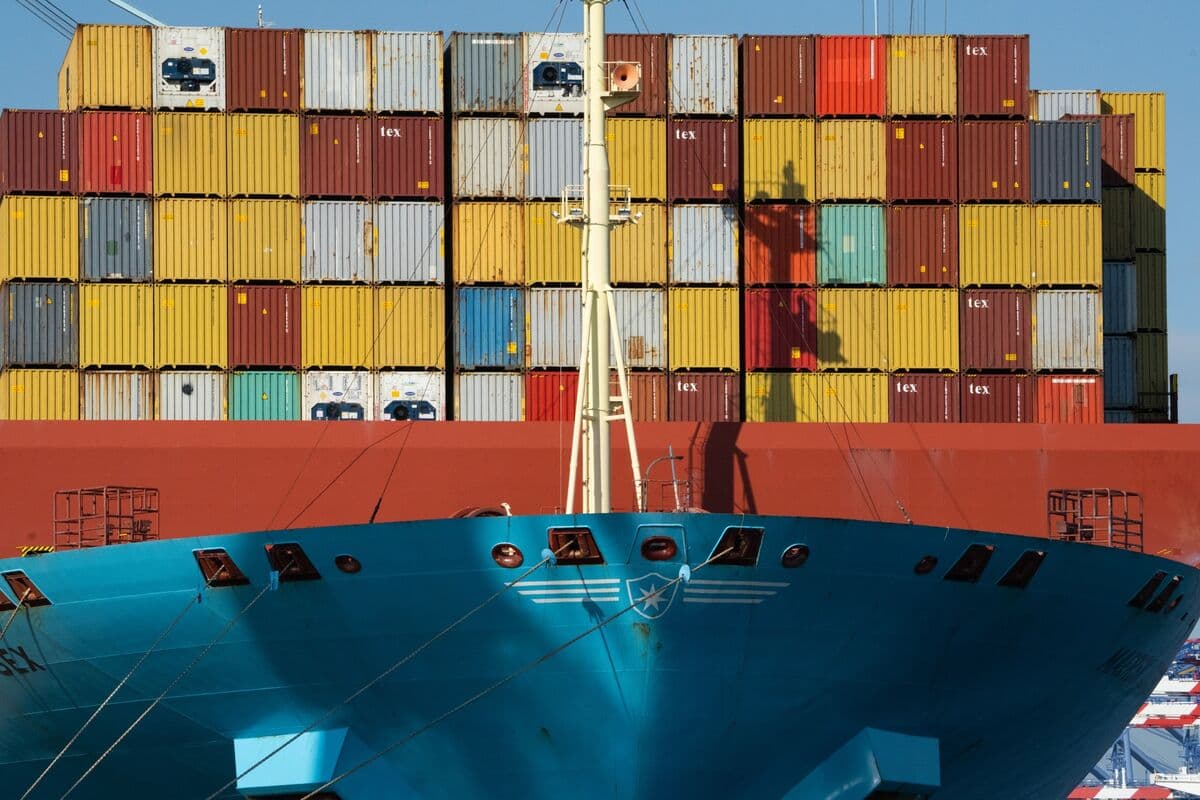 Maersk CEO Expects to Pass Higher Oil Shock Costs to Customers