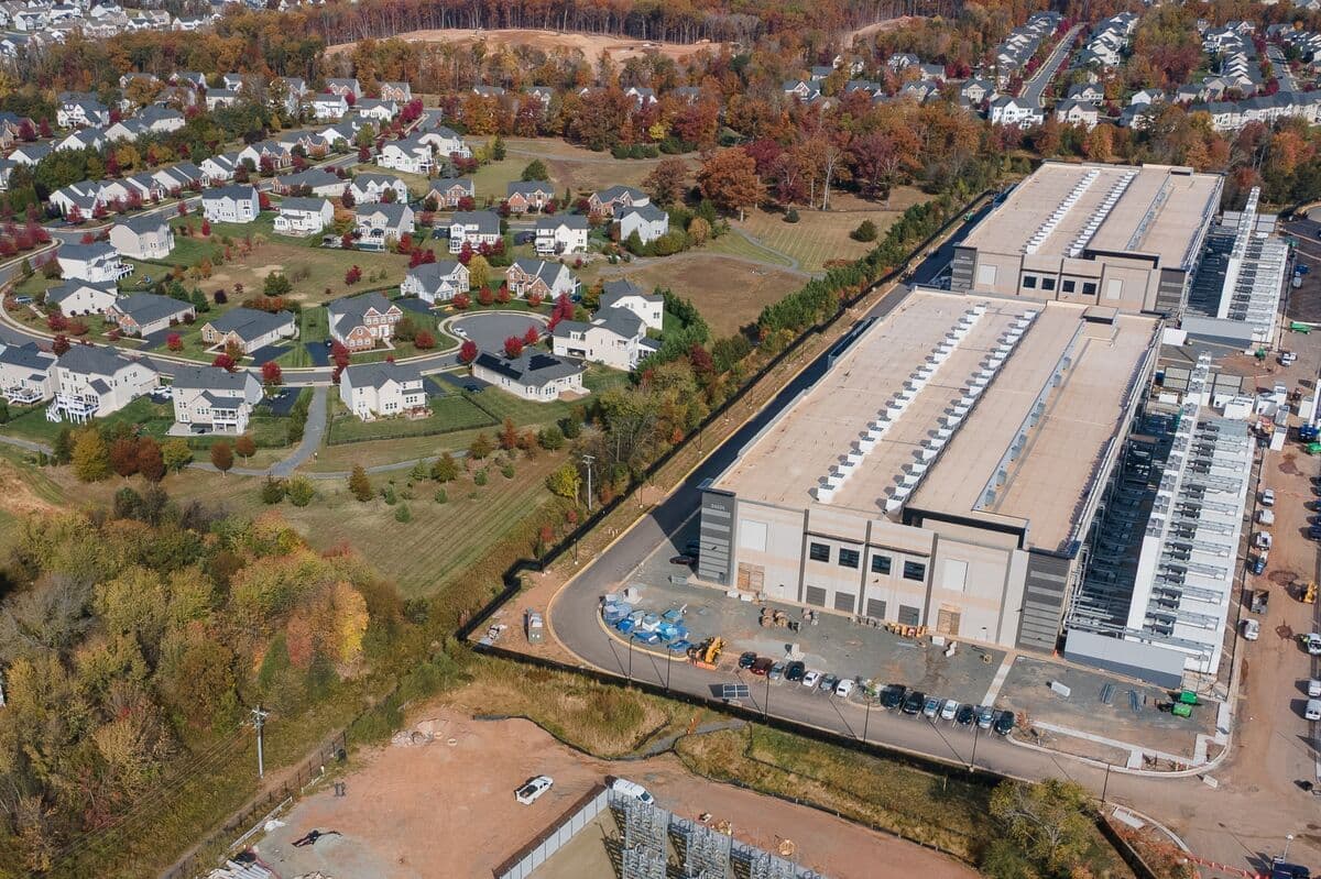 Moody's Warns of Credit Risks for States Due to Data Center Expansion