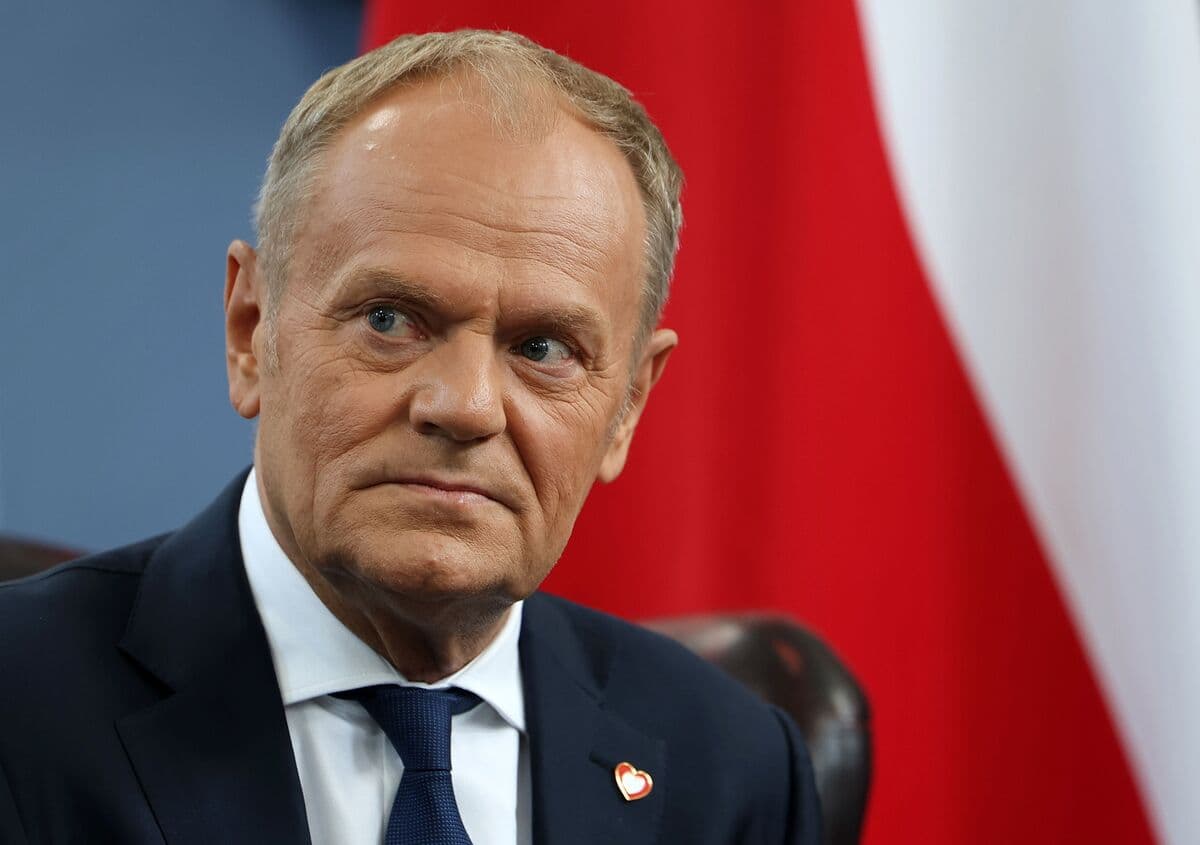 Poland's Prime Minister Advocates for Technology Sovereignty Amid AI Risks