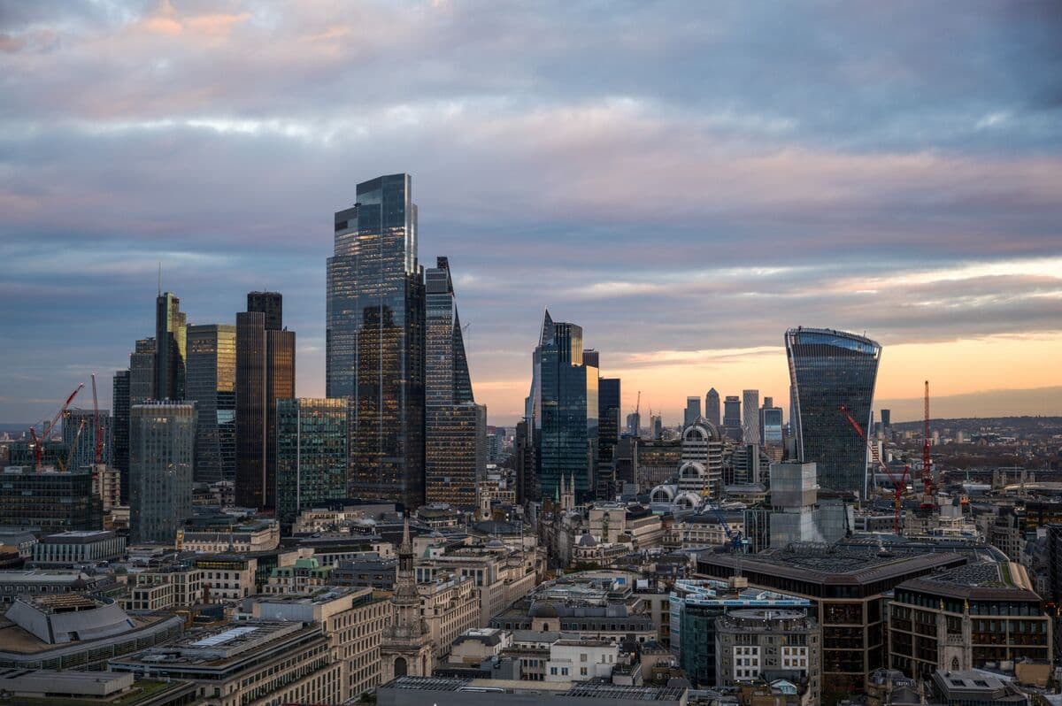 Oaktree-Backed UK Hospitality Group RedCat Seeks Fresh Funding