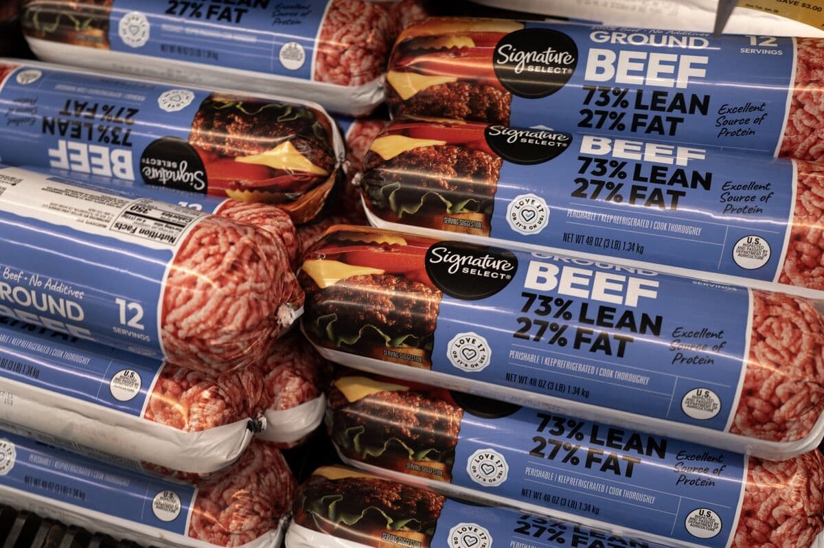 Grocery Shoppers Face Challenges This Summer Due to Supply Chain Issues