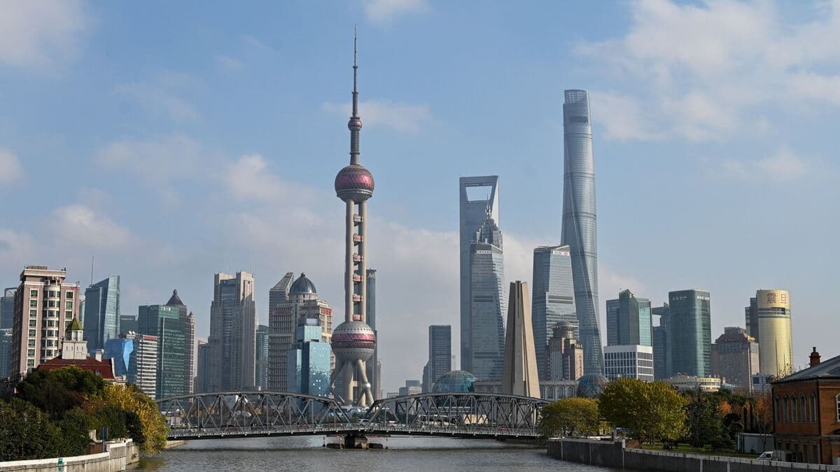 Former WPP China Executive Receives Life Sentence for $176 Million Bribery