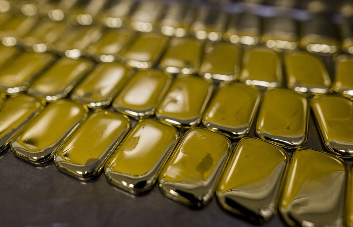 India Imposes Stricter Regulations on Gold Imports Amid Economic Concerns