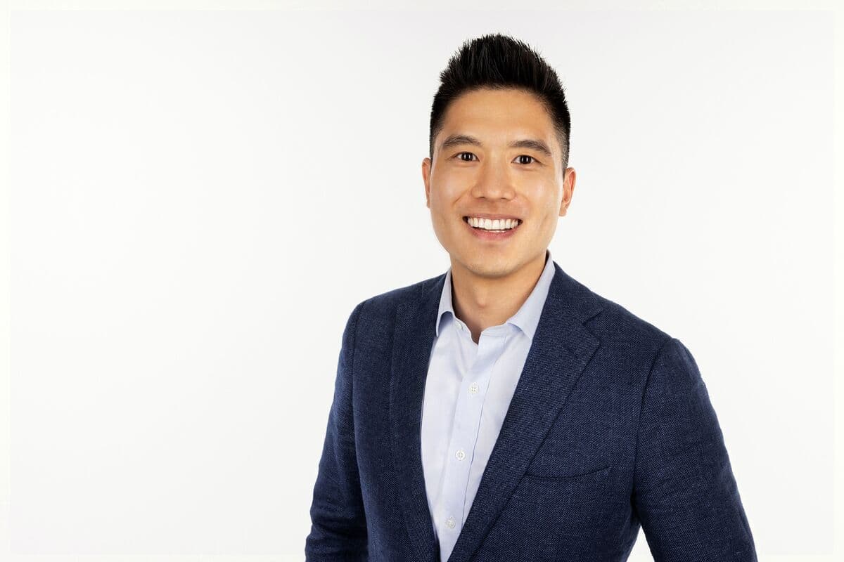 Irenic Hires Apollo’s Wang in Private Equity Push for Hedge Fund