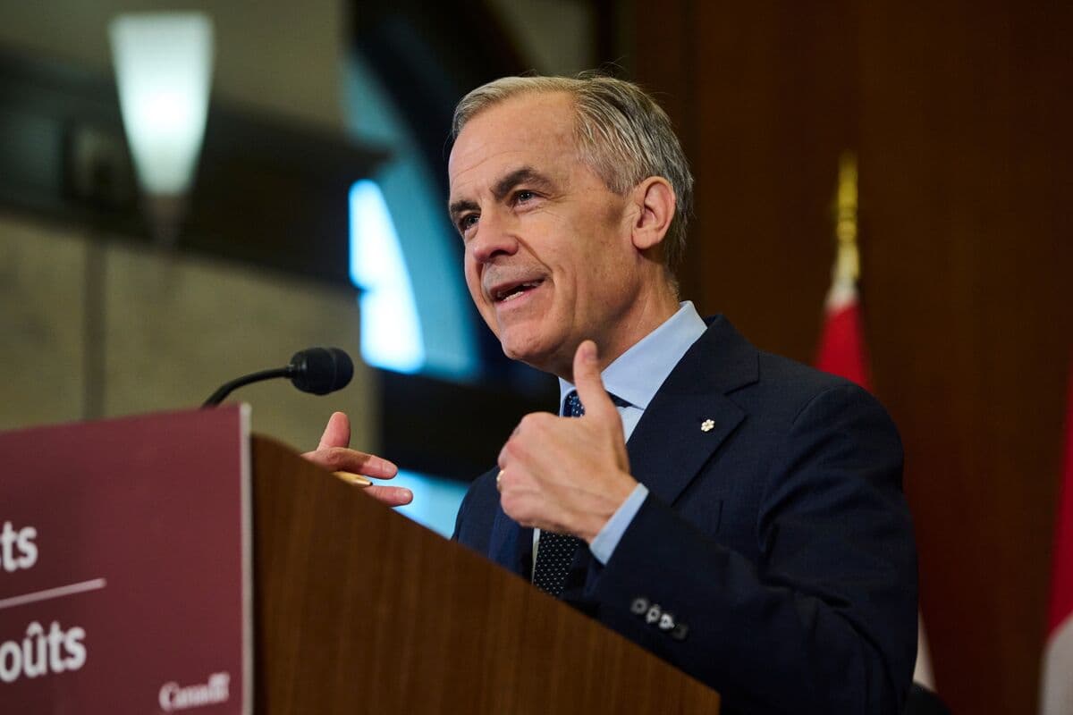 Carney Evokes War Bonds by Inviting Citizens Into Sovereign Fund