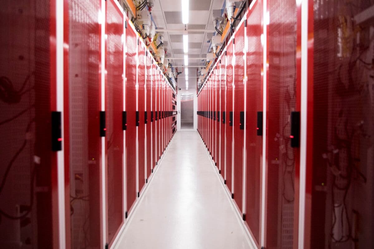 Spain Plans to Invest Up to €800 Million in EU Data Center Initiative