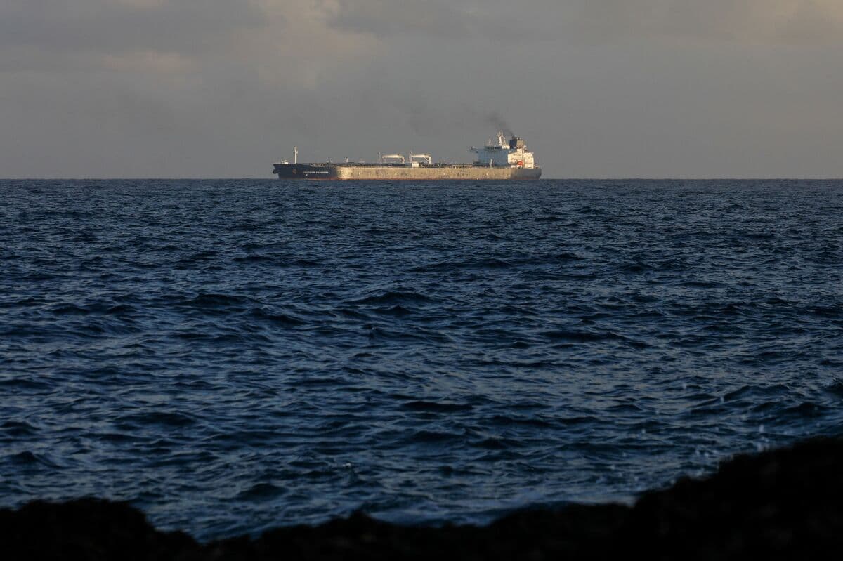 France's Navy Intercepts Another Tanker Linked to Russian Oil Exports