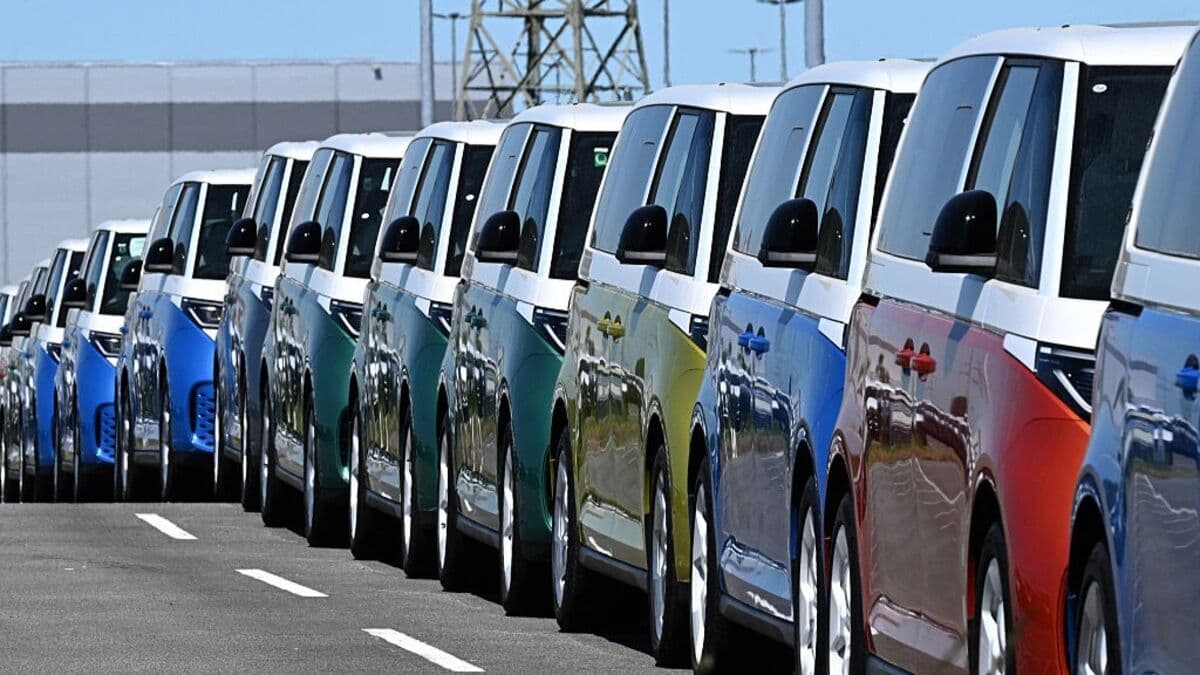 Volkswagen Targets Cost Savings as Returns Face Pressure